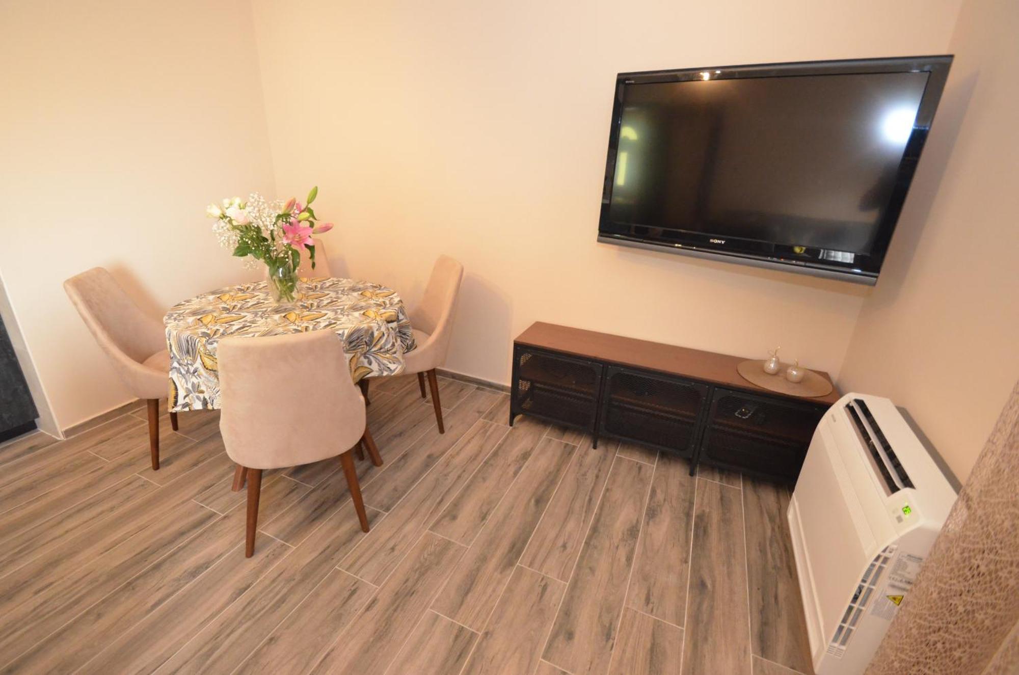 Apartments Orizzonte With Beautiful View Of The Bay Котор Екстериор снимка