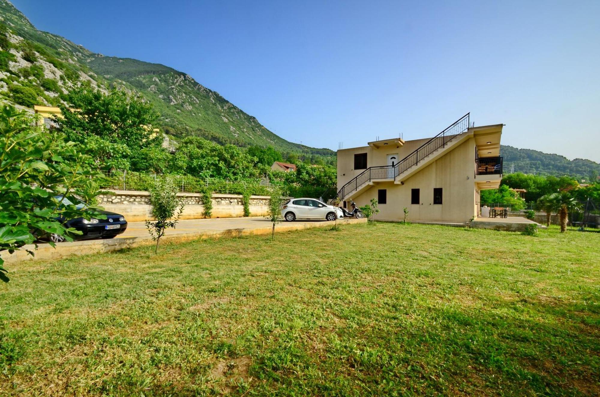 Apartments Orizzonte With Beautiful View Of The Bay Котор Екстериор снимка