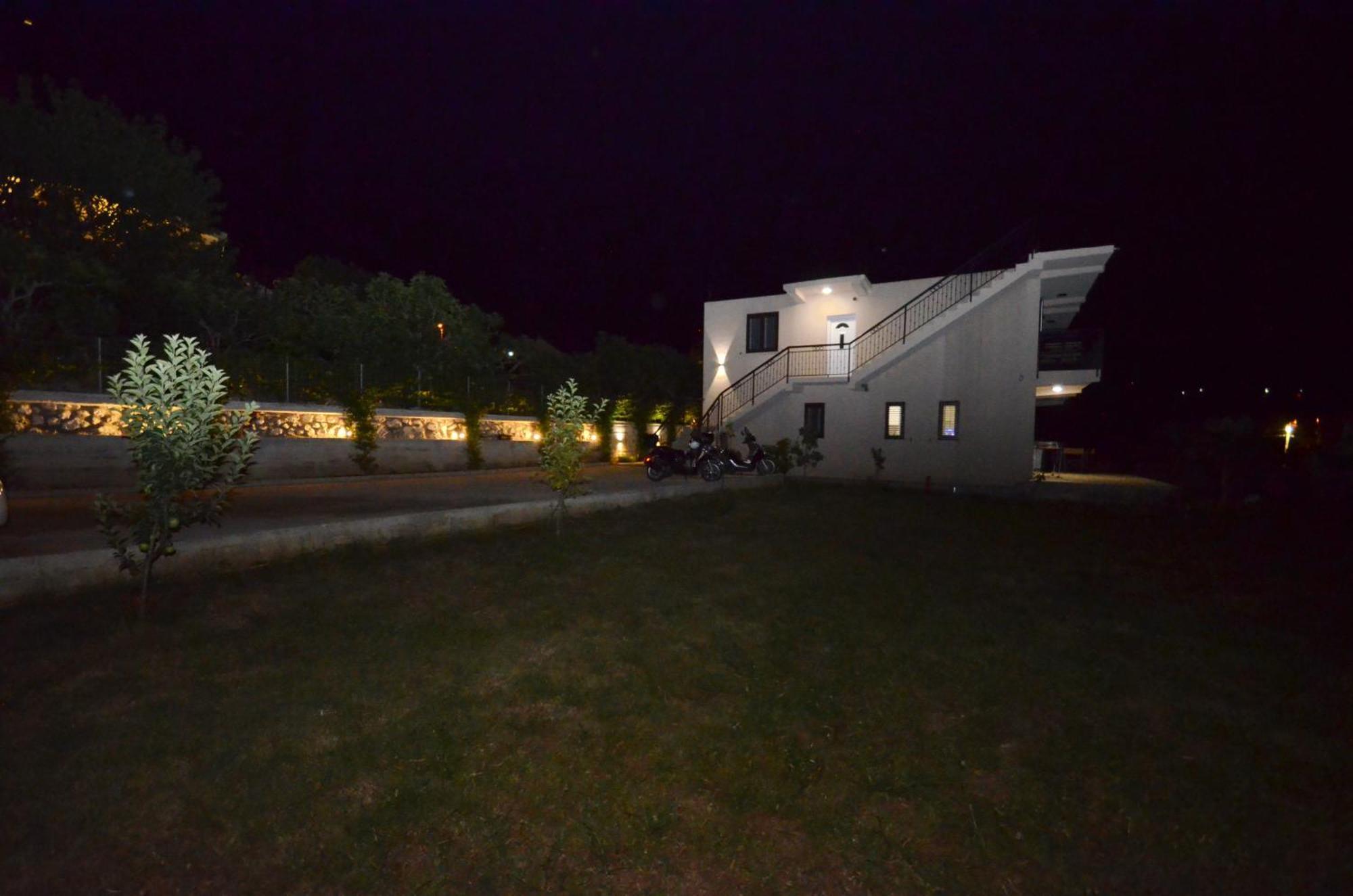Apartments Orizzonte With Beautiful View Of The Bay Котор Екстериор снимка