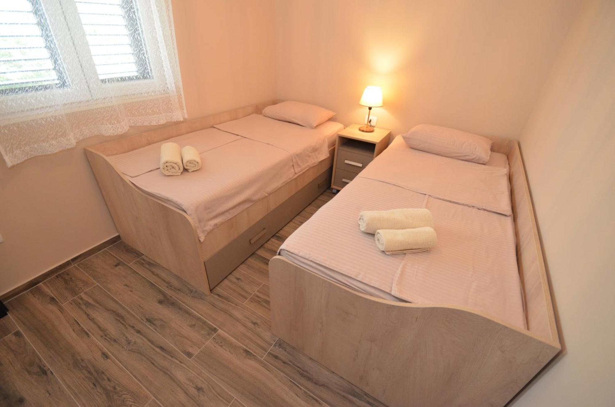 Apartments Orizzonte With Beautiful View Of The Bay Котор Екстериор снимка
