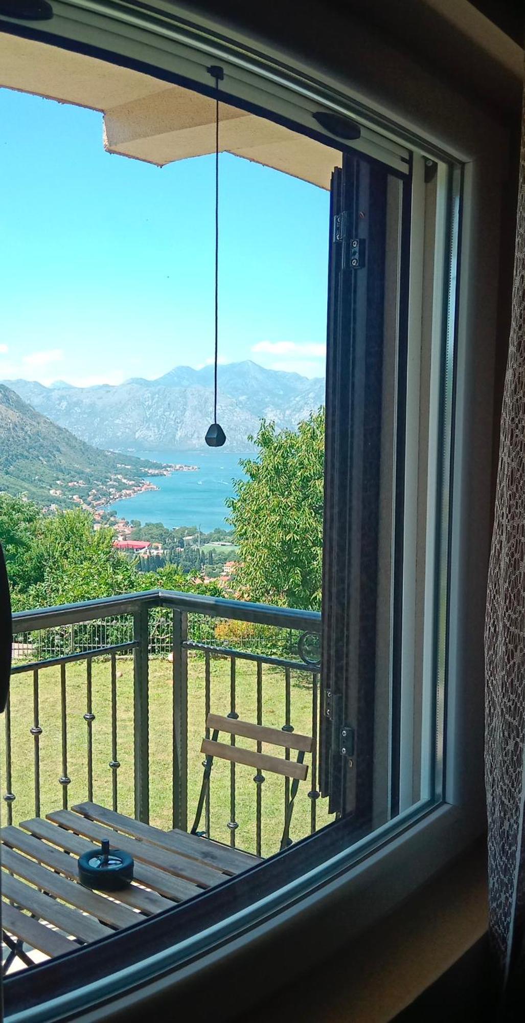 Apartments Orizzonte With Beautiful View Of The Bay Котор Екстериор снимка
